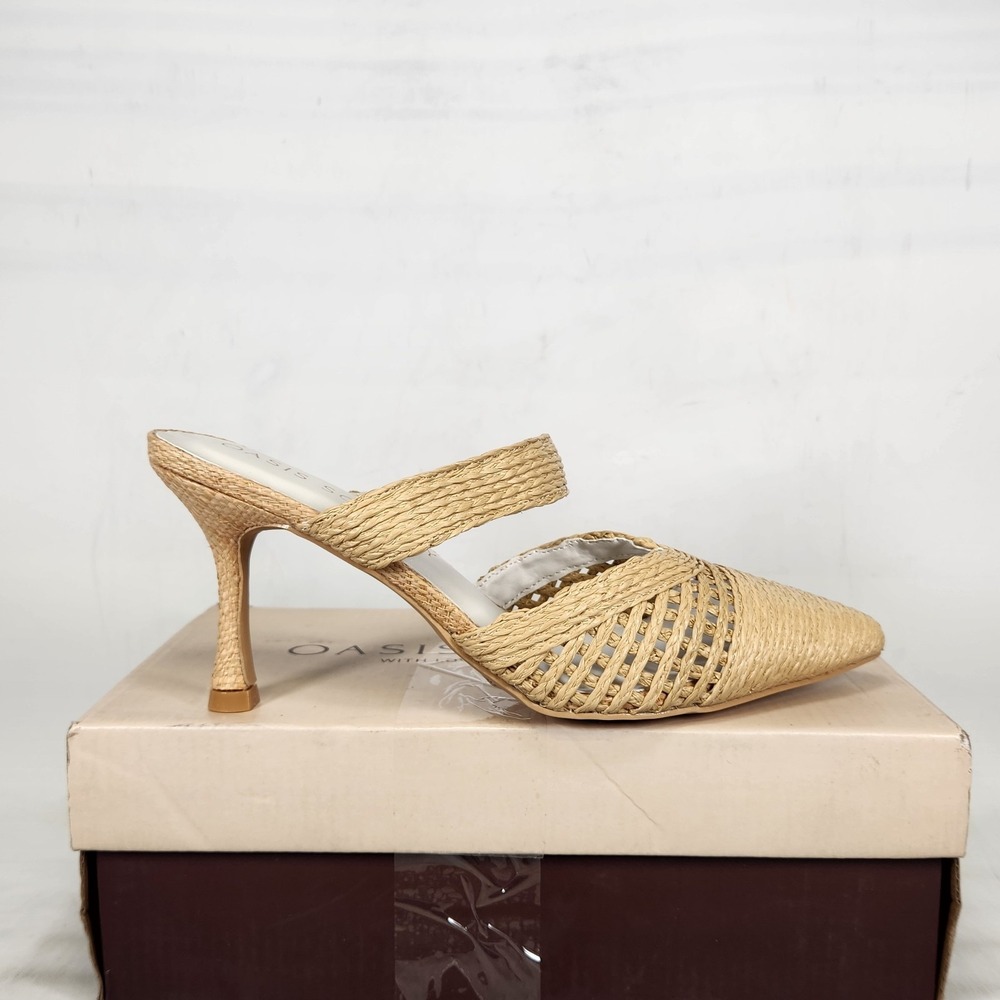 Oasis Society Heels Women Size 6.5 Natural Tia Woven Raffia Pointed Toe Mules